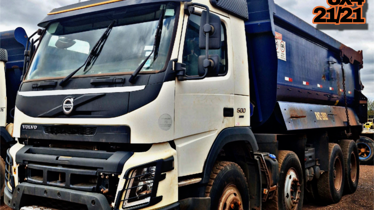 FMX 500 8×4 21/21 Oportunidade